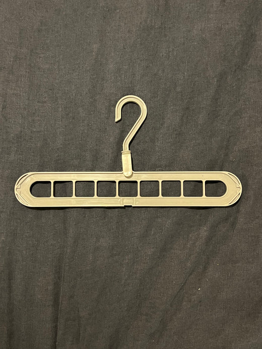 Photo du produit Hookie dans un placard