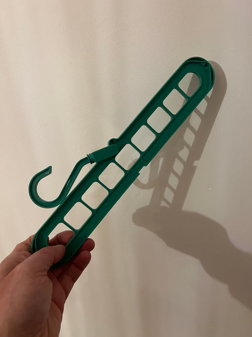 Photo du produit Hookie dans un placard